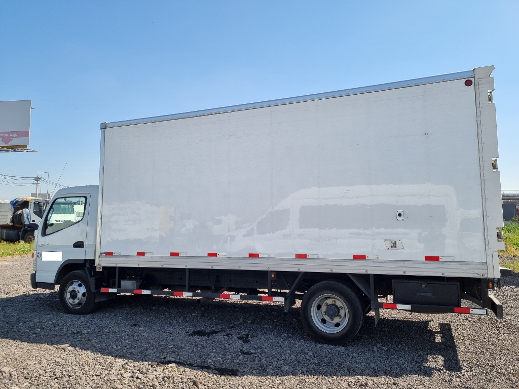 MITSUBISHI MOTORS FUSO CANTER 815 EURO V 2022