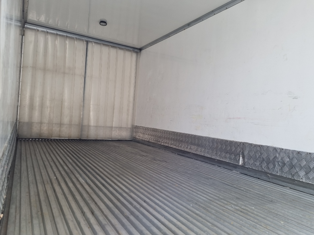 MITSUBISHI MOTORS FUSO CANTER 815 EURO V 2022