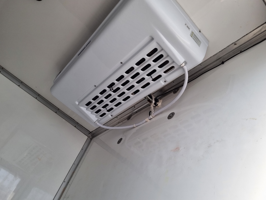 MITSUBISHI MOTORS FUSO CANTER 815 EURO V 2022