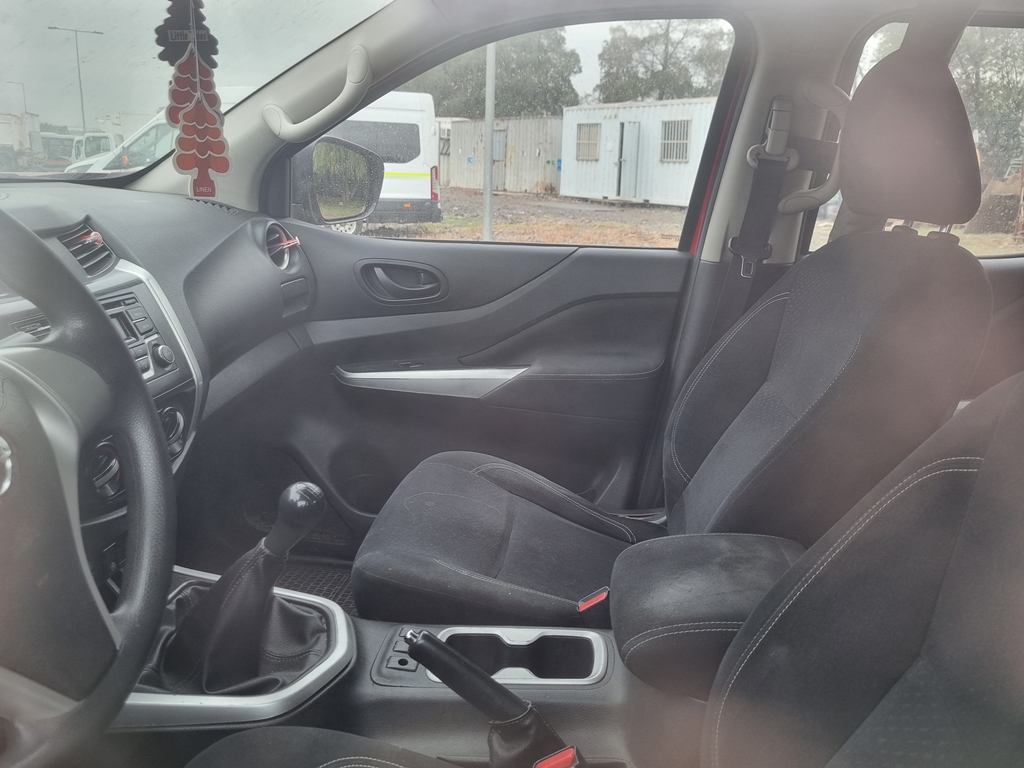 NISSAN NP300 DCAB 4X4 2.3 2016