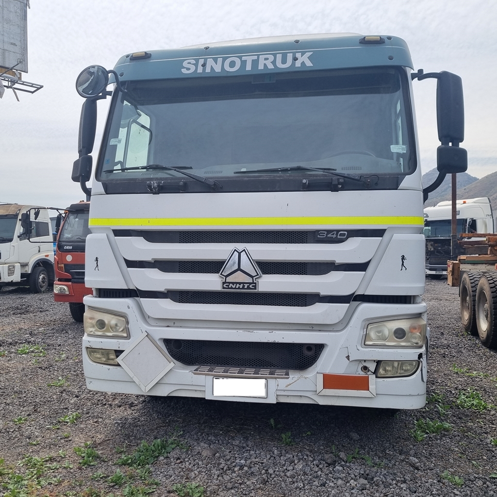 SINOTRUCK TR 340  6X2 2012