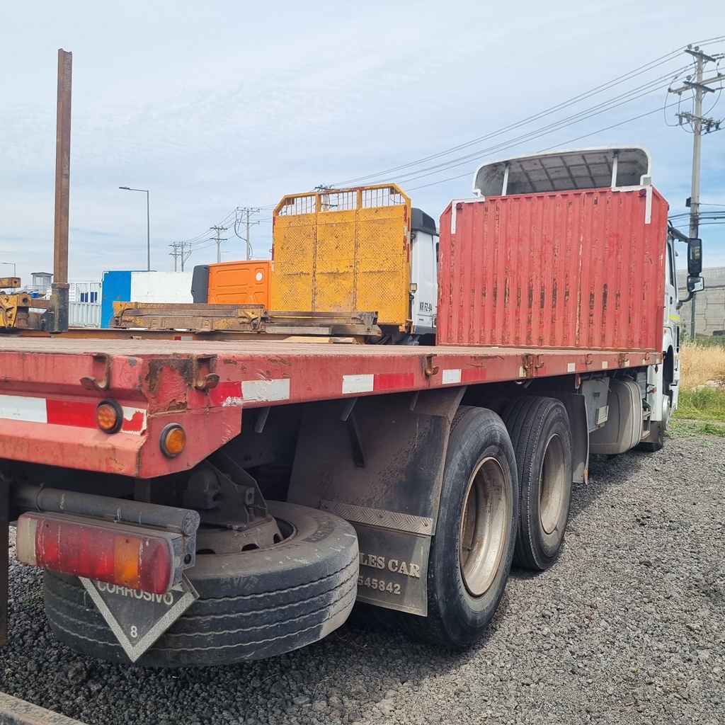 SINOTRUCK TR 340  6X2 2012