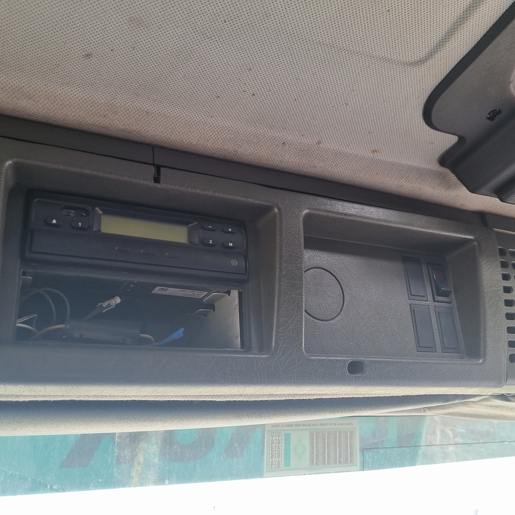 SINOTRUCK TR 340  6X2 2012