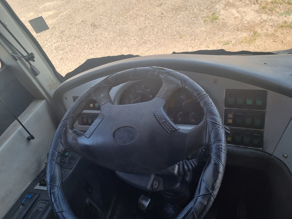 KINGLONG XMQ 6858 (31) 2015