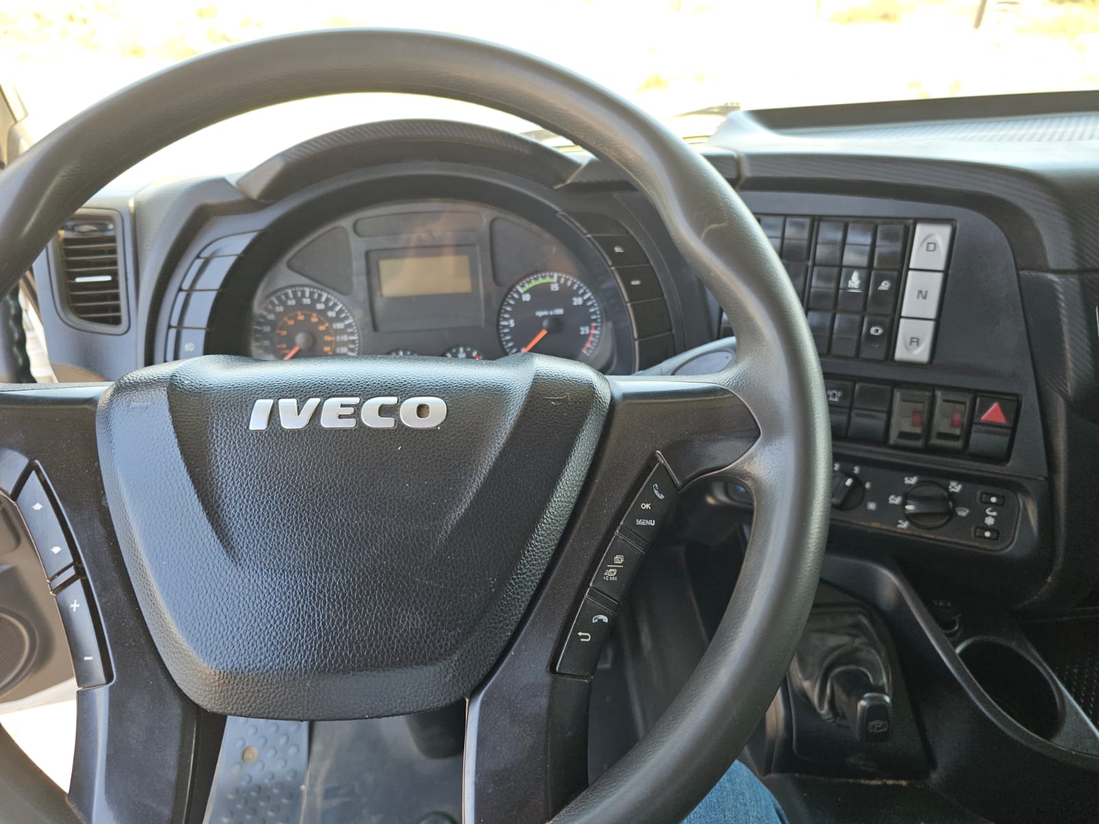 IVECO TRAKKER HILAND 2021
