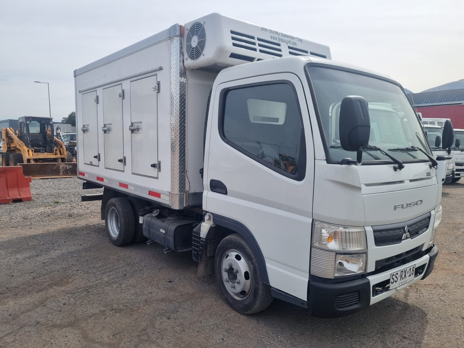 MITSUBISHI FUSO CANTER 413 2023